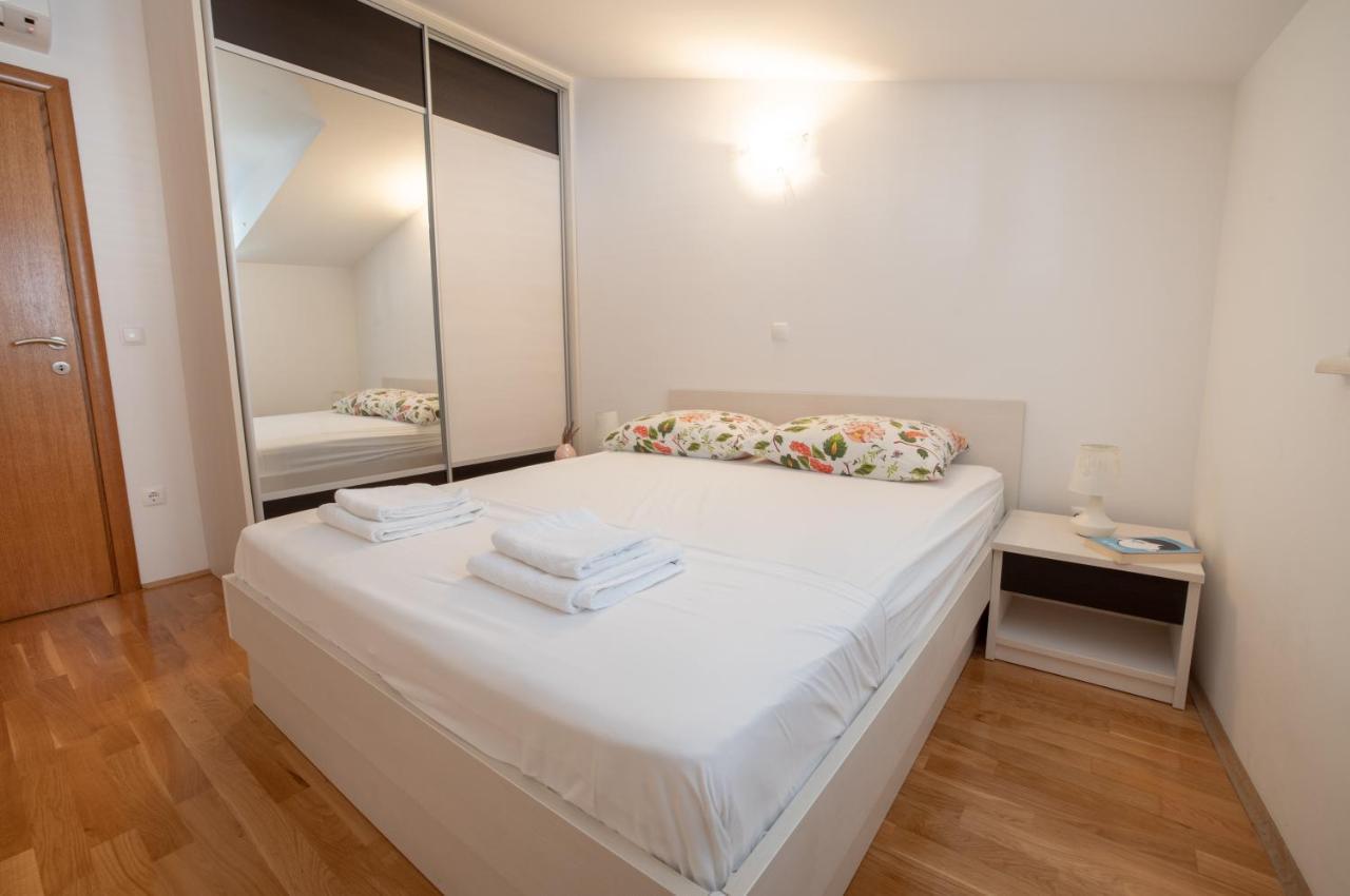 Beach Spot Apartments มาคาร์สกา ภายนอก รูปภาพ